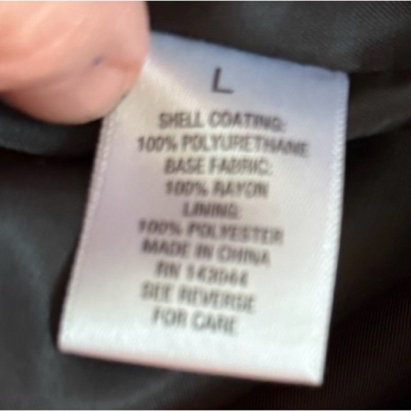 Fox & Ali Faux Leather Jacket. Salmon Color. Large - Picture 10 of 10